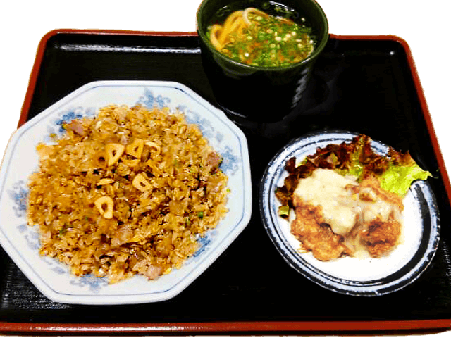 牛ガーリックライスミニうどんチキン南蛮セット お食事処ながとも